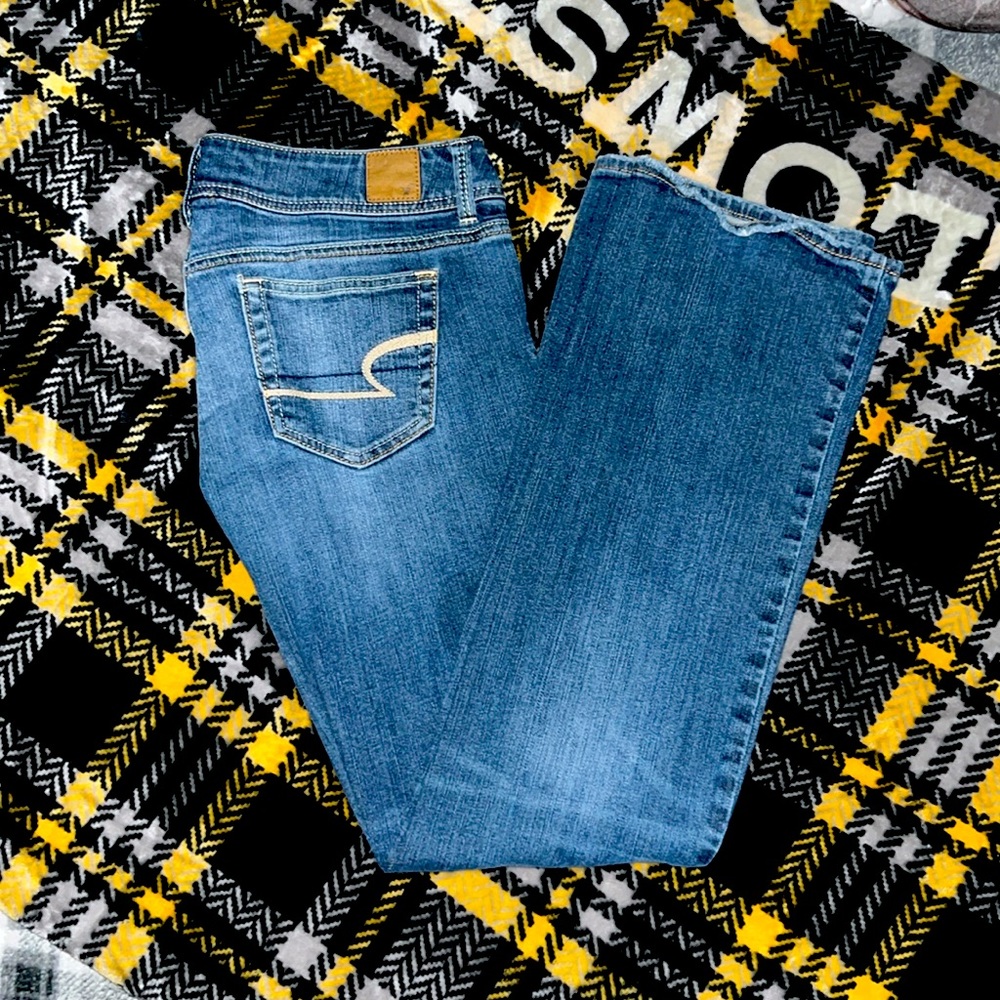 American Eagle Outfitters Blue Jeans